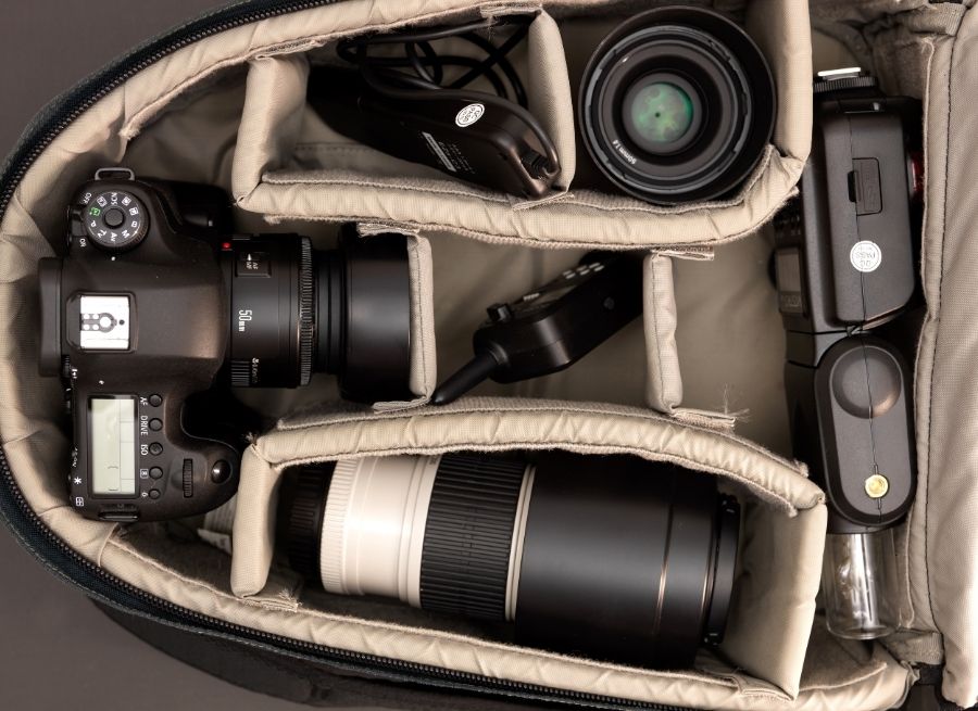 How To Pack A Camera Bag? Essential Tips for Every Photographer 1 Choosing The Right Camera Bag