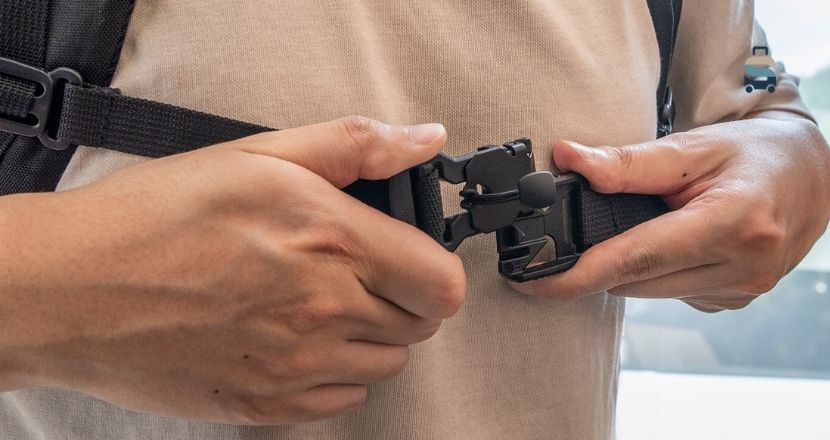 how to fix backpack strap