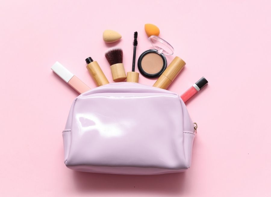 Clean The Makeup Bag