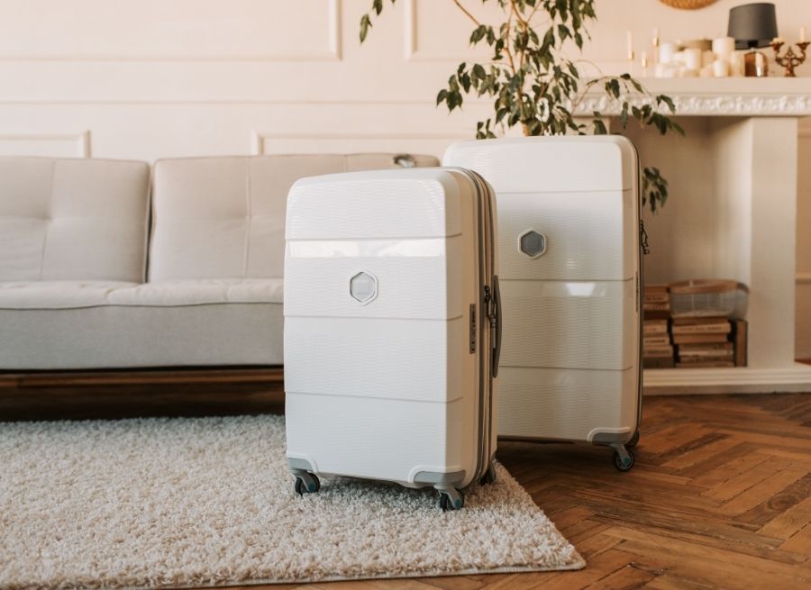 Evaluating Luggage Before Buying