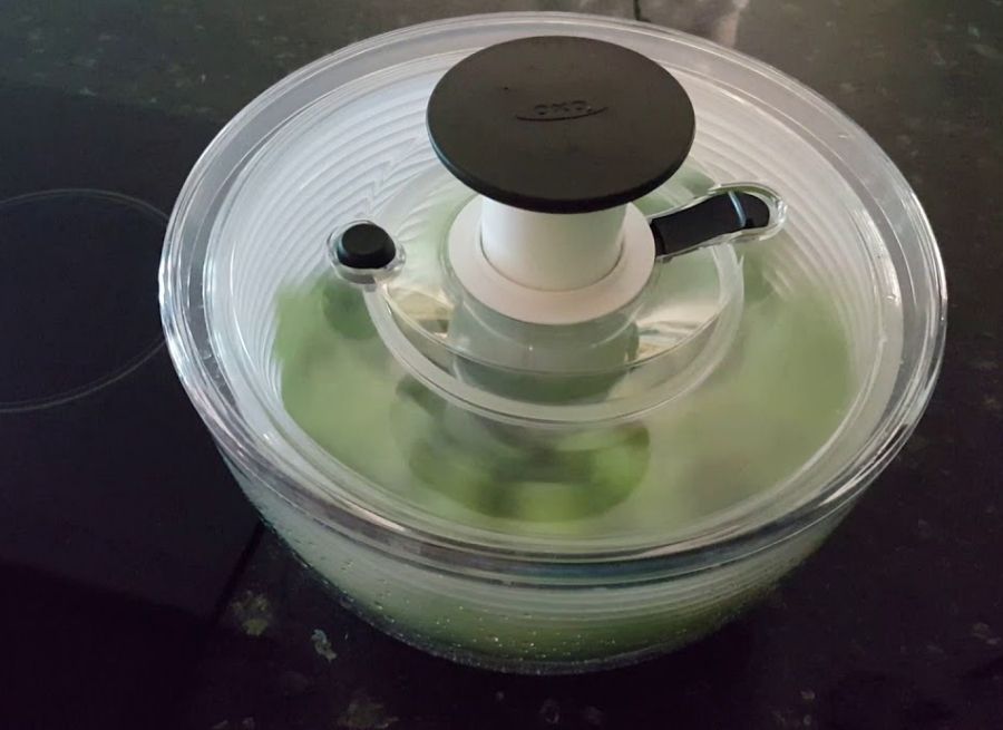 How To Clean Oxo Salad Spinner Lid? Easy Steps for a Spotless Shine 1 Disassemble The Lid