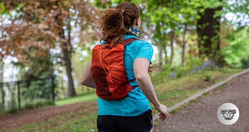 how to run with a backpack